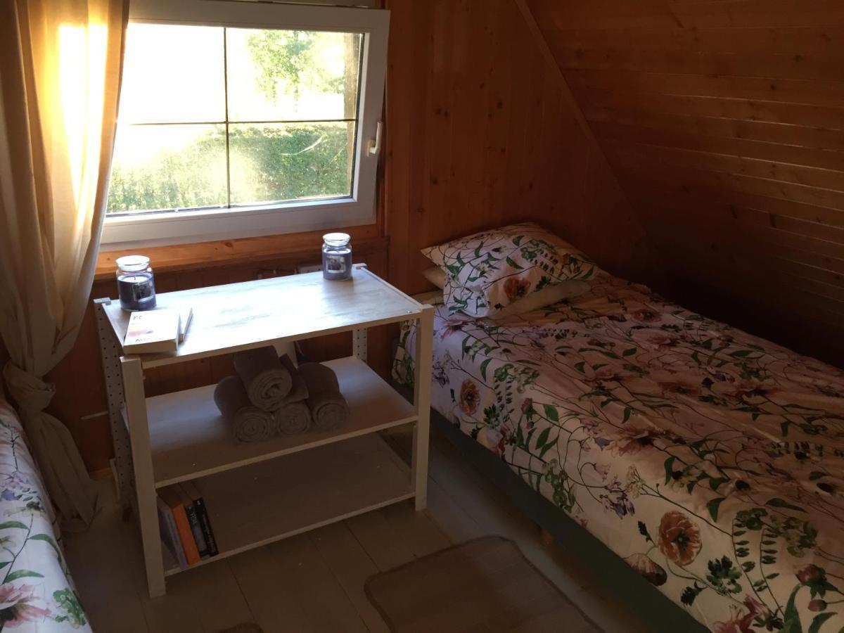 Domek Nad Jeziorem Otalzyno Pomieczyno Dış mekan fotoğraf