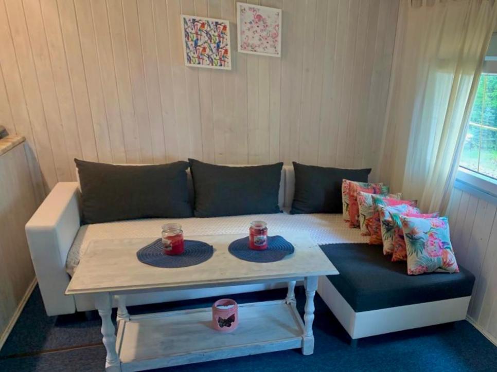 Domek Nad Jeziorem Otalzyno Pomieczyno Dış mekan fotoğraf
